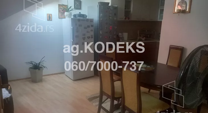 Troiposoban stan | 4zida