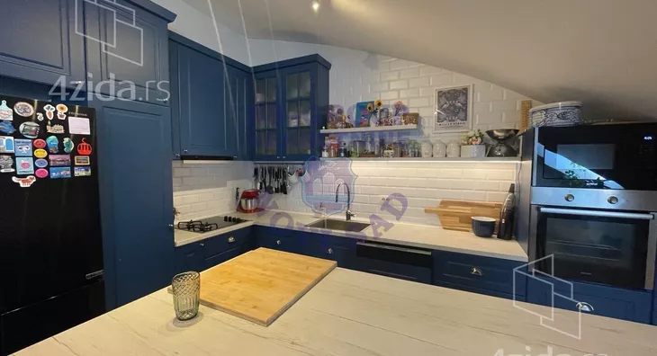 Petosoban stan | 4zida