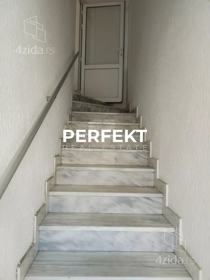 Kancelarija | 4zida