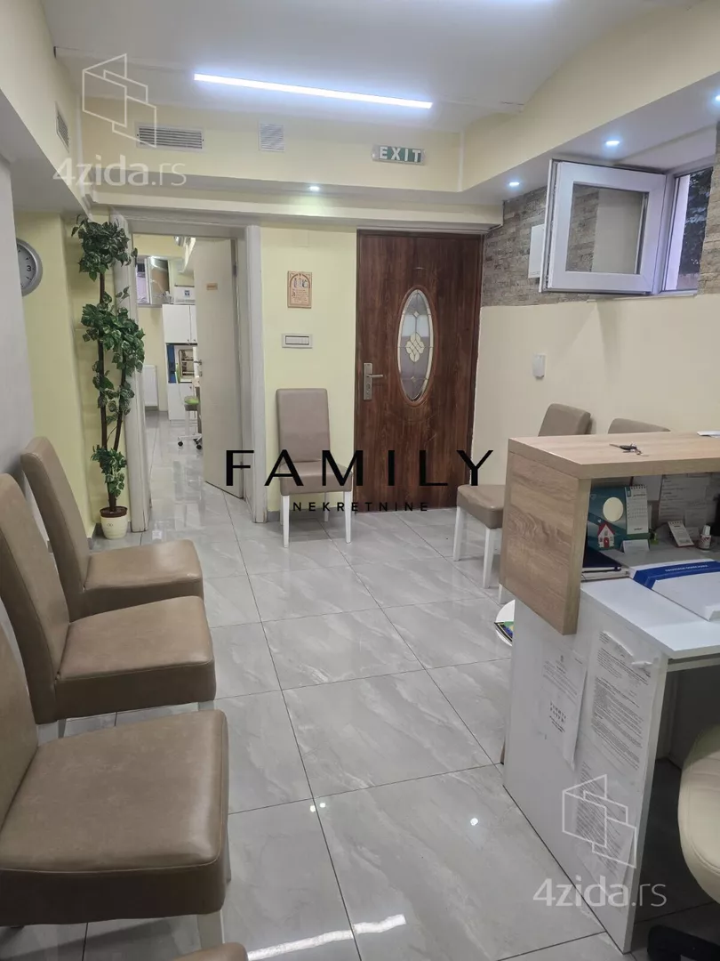 Poslovni prostor | 4zida