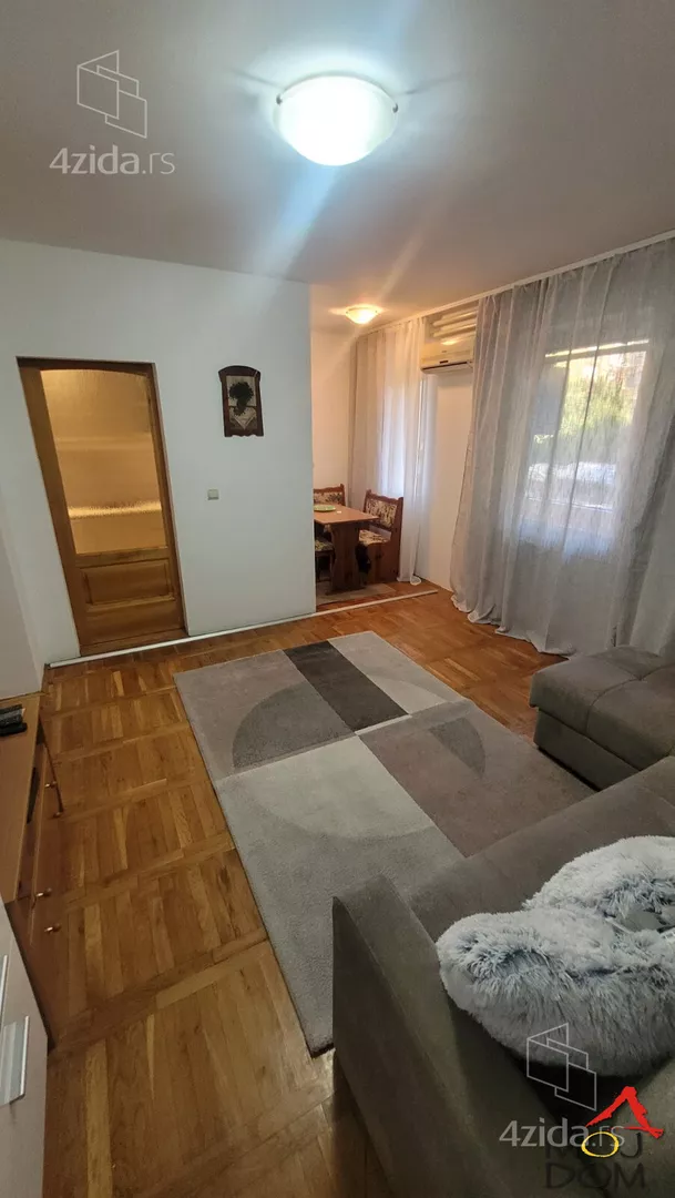 Garsonjera | 4zida
