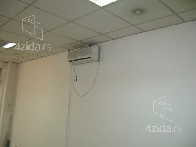 Lokal | 4zida