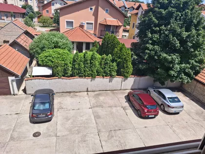 Verice Barać 24 | 4zida.rs