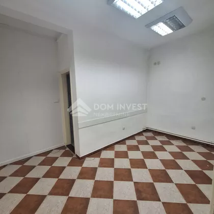 Milana Uzelca | 4zida.rs