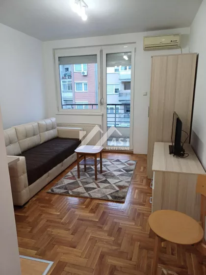 Janka Čmelika | 4zida.rs