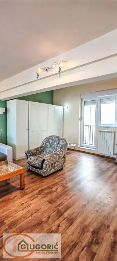 Lekino Brdo | 4zida.rs