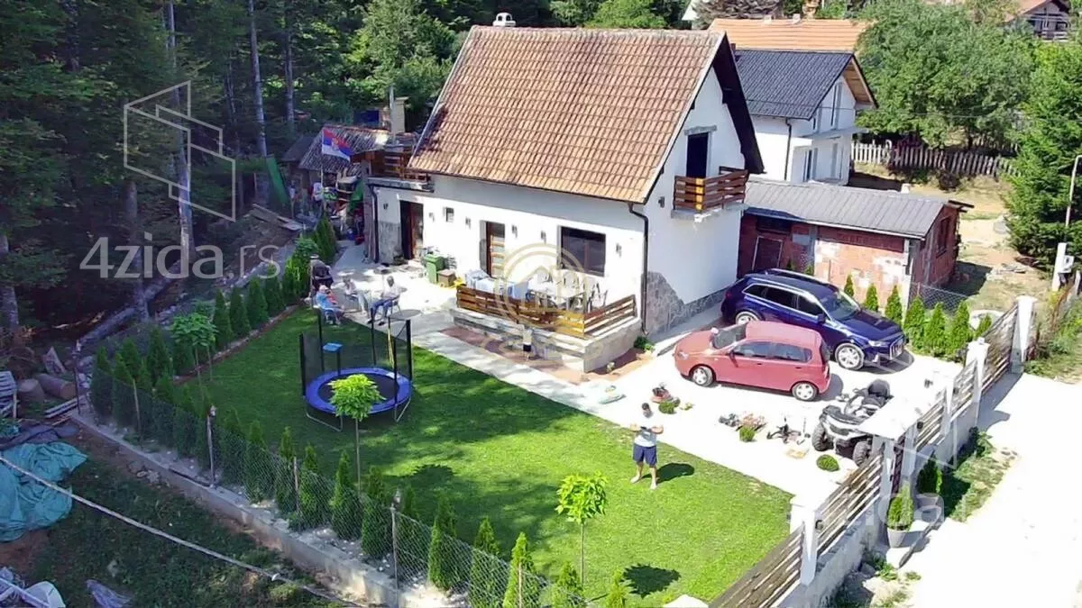 Kuća | 4zida