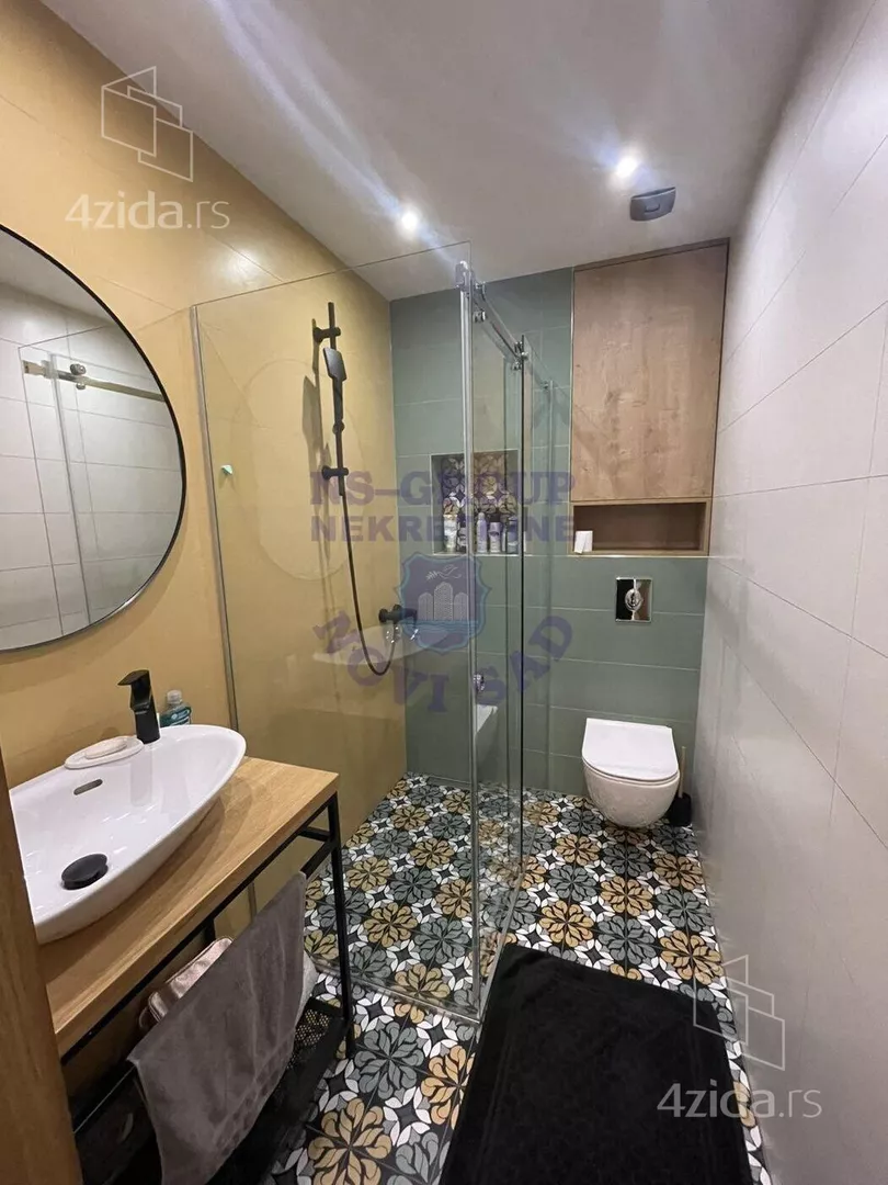 Petosoban stan | 4zida