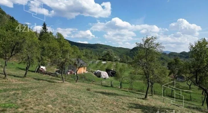 Plac | 4zida