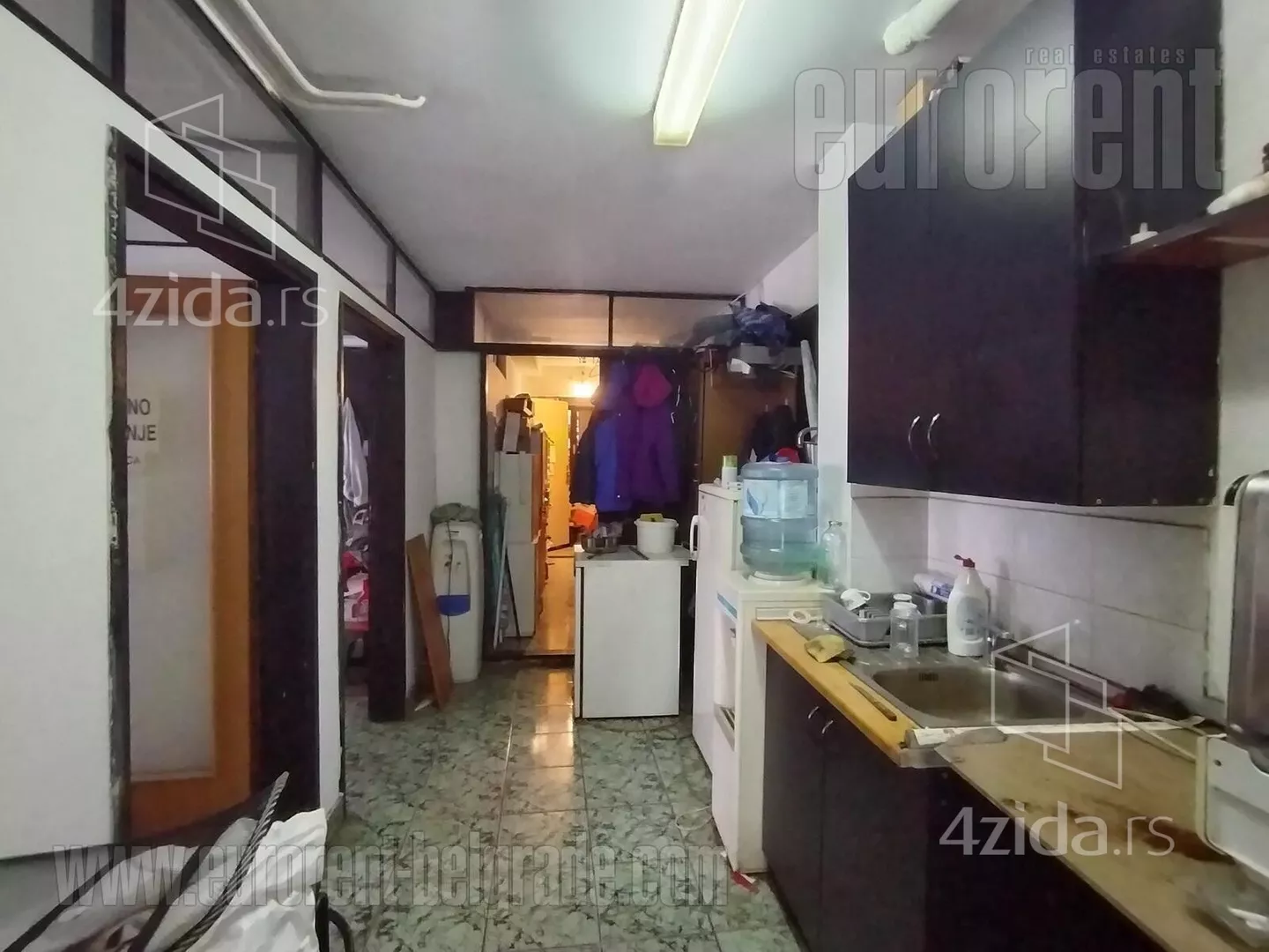 Lokal | 4zida