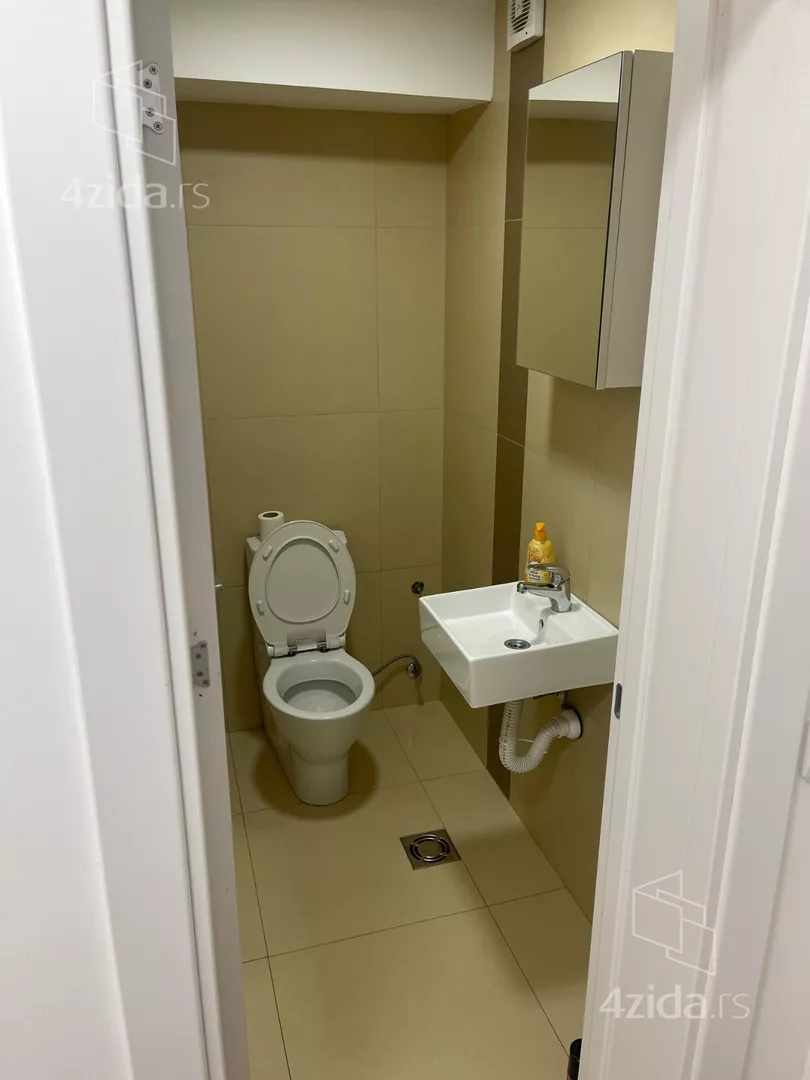 Petosoban stan | 4zida