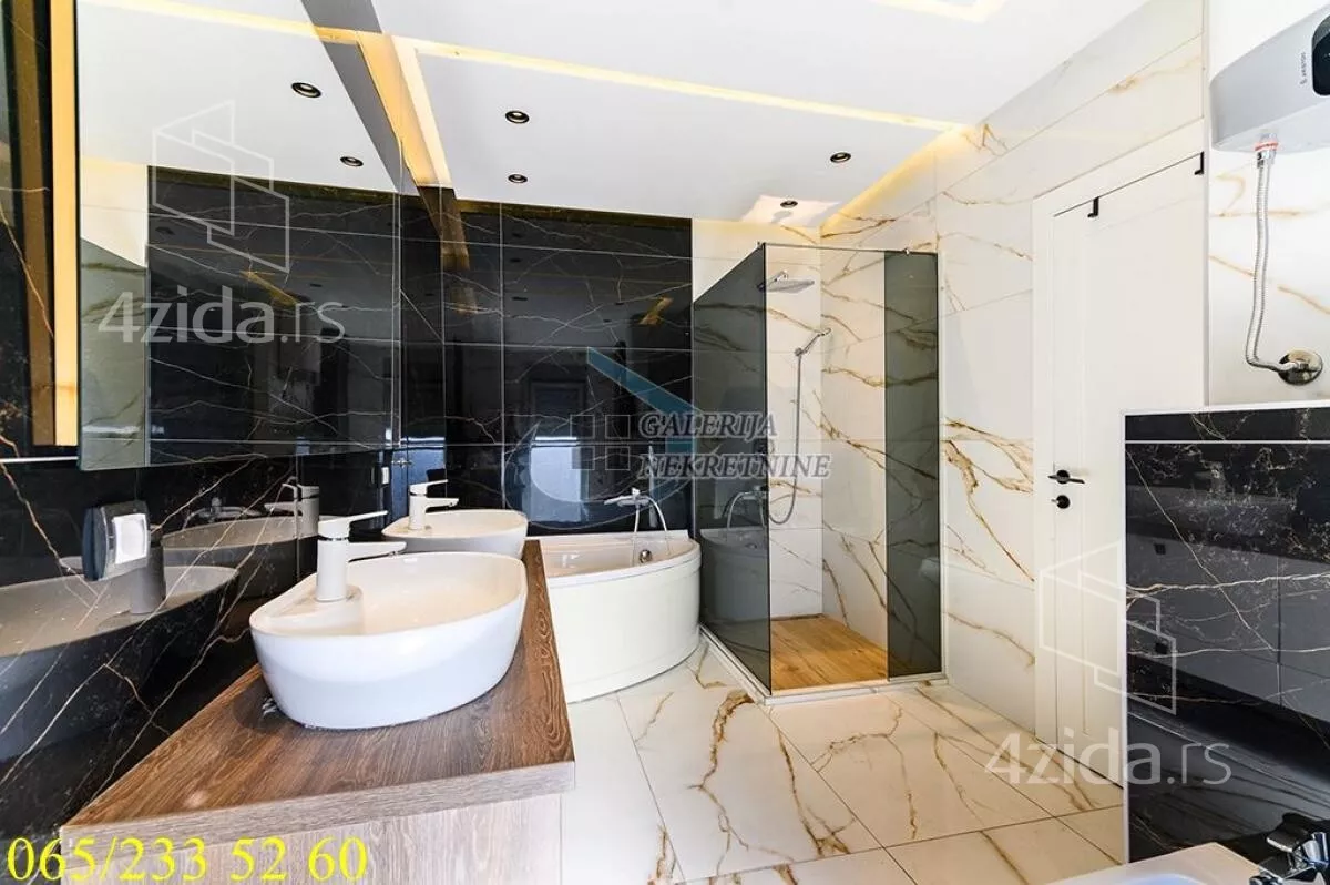 Petosoban stan | 4zida