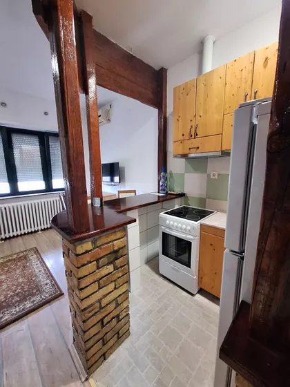 Petra Drapšina | 4zida.rs