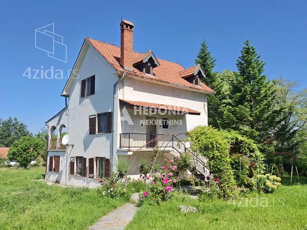 3-etažna kuća | 4zida