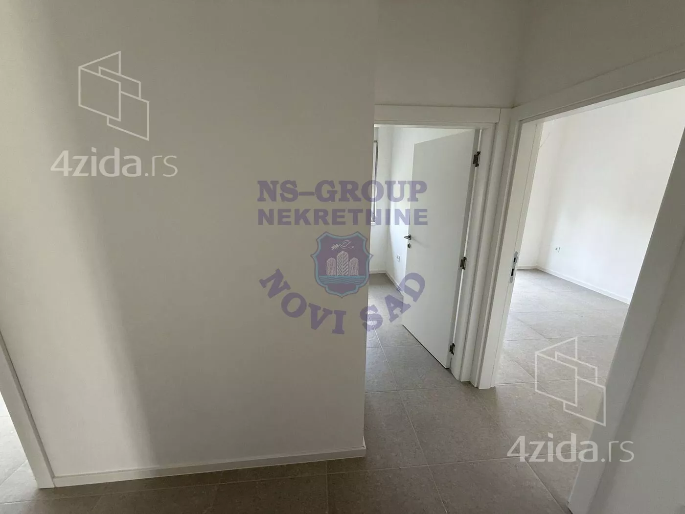 Četvoroiposoban stan | 4zida