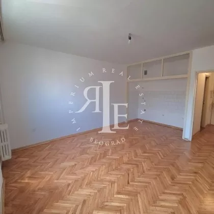 Krunski Venac | 4zida.rs