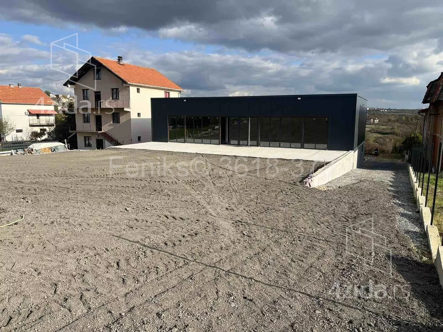 Poslovni prostor | 4zida