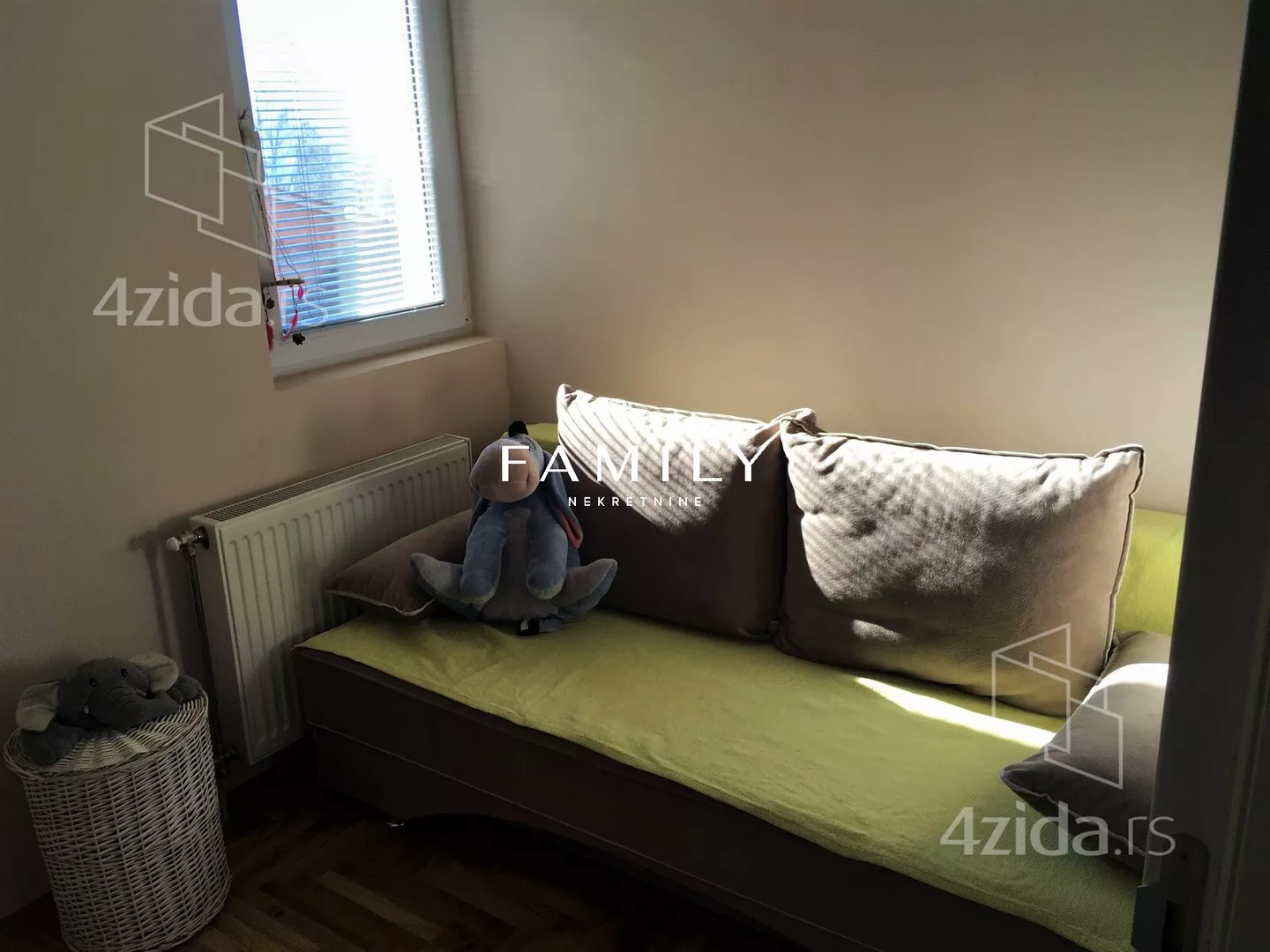 Jednoiposoban stan | 4zida