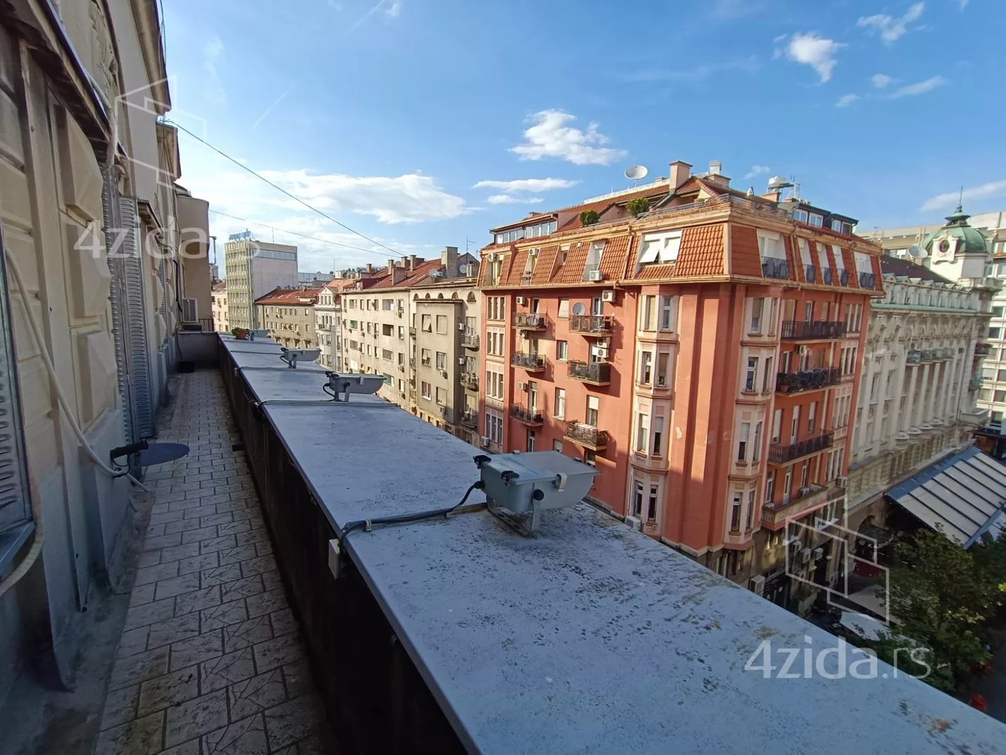 Poslovni prostor | 4zida