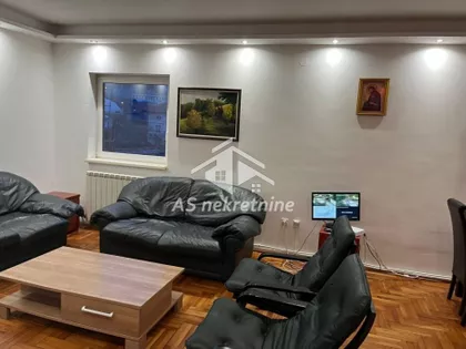 Učiteljsko Naselje | 4zida.rs