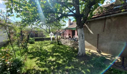 Taraš | 4zida.rs
