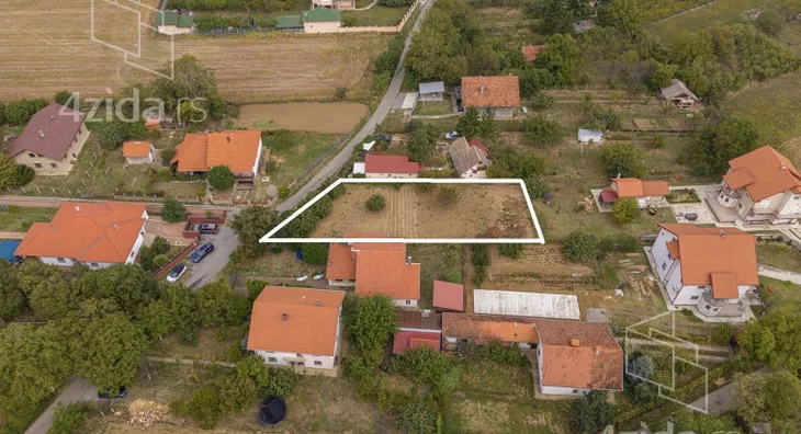 Građevinsko zemljište | 4zida