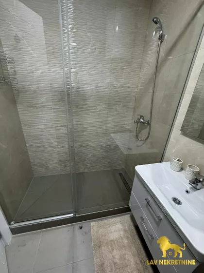 JANKA ČMELIKA | 4zida.rs