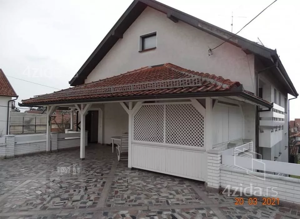 3-etažna kuća | 4zida