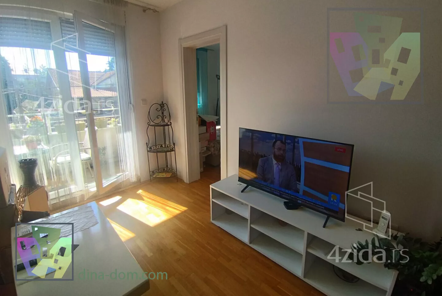 Jednoiposoban stan | 4zida