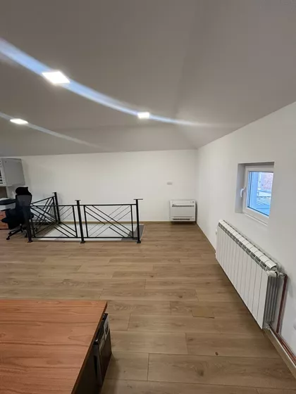 Višnjićeva | 4zida.rs