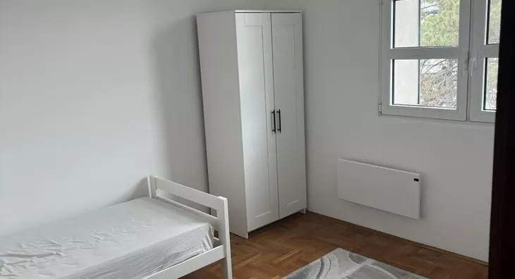 Šestosoban stan | 4zida