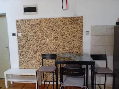 Matka Vukovića 3 | 4zida.rs