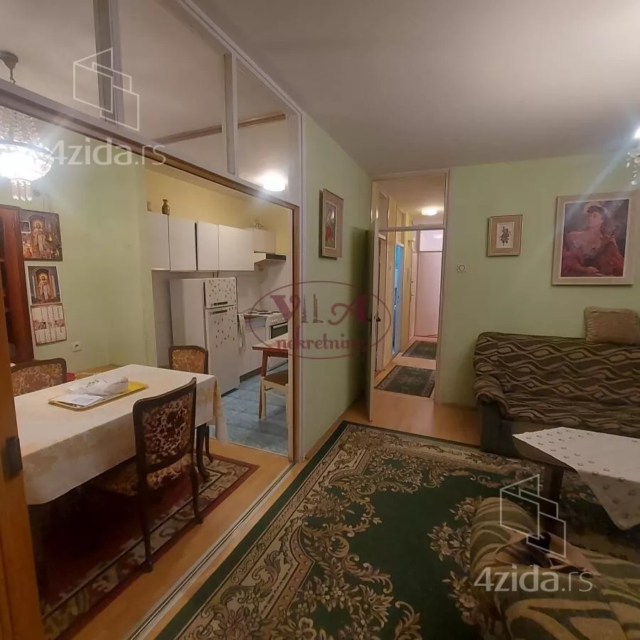 Dvoiposoban stan | 4zida