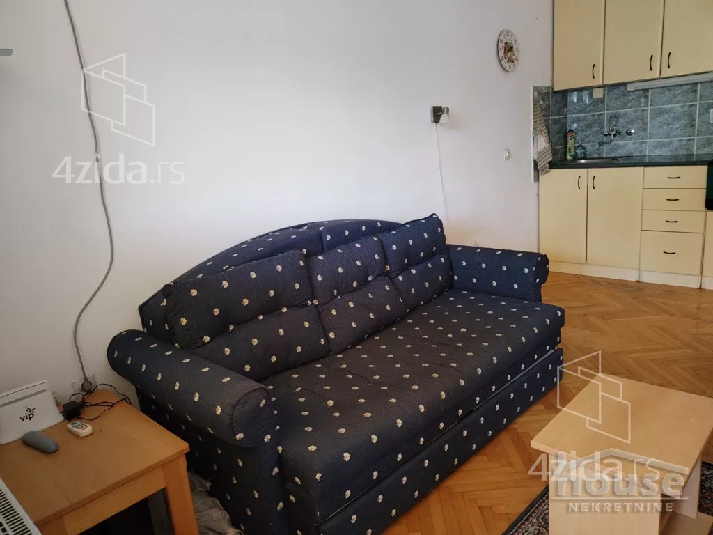 Garsonjera | 4zida