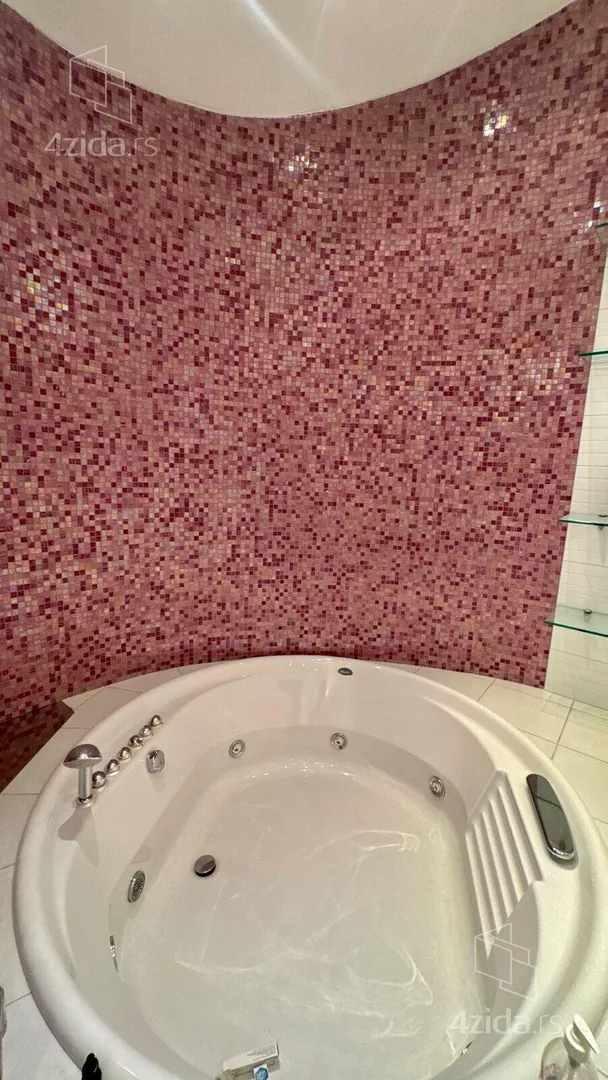 Petoiposoban stan | 4zida