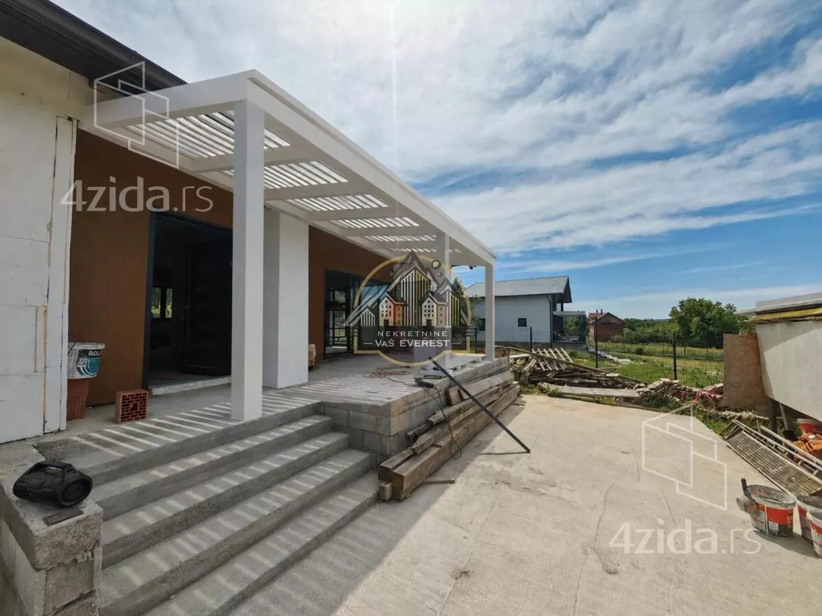 Kuća | 4zida