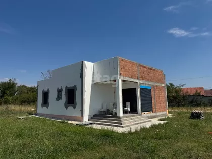 Milenka Zablaćanskog | 4zida.rs