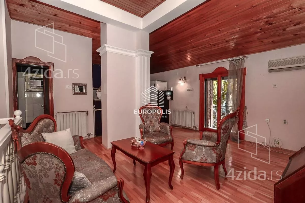 Kuća | 4zida
