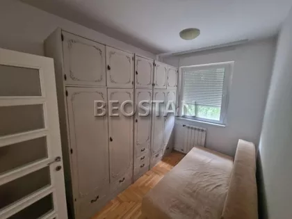 Nedeljka Gvozdenovica | 4zida.rs