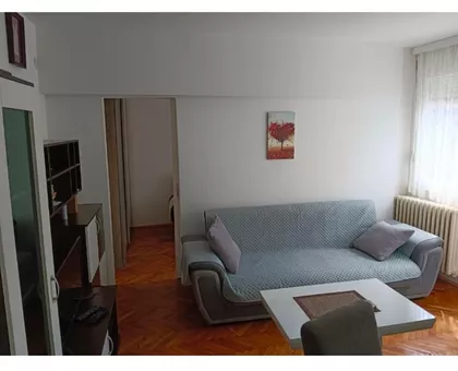 Pariske Komune 21 | 4zida.rs