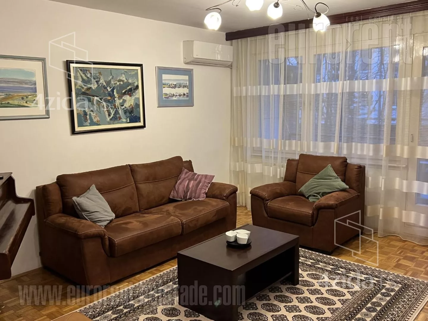 Troiposoban stan | 4zida