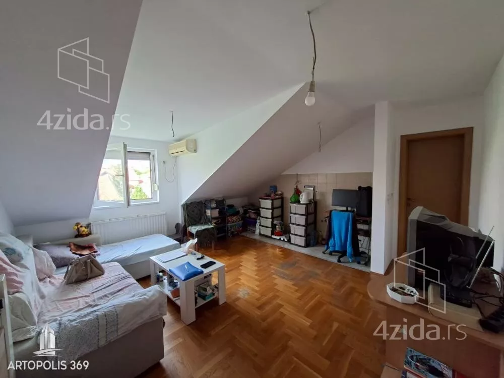 Garsonjera | 4zida