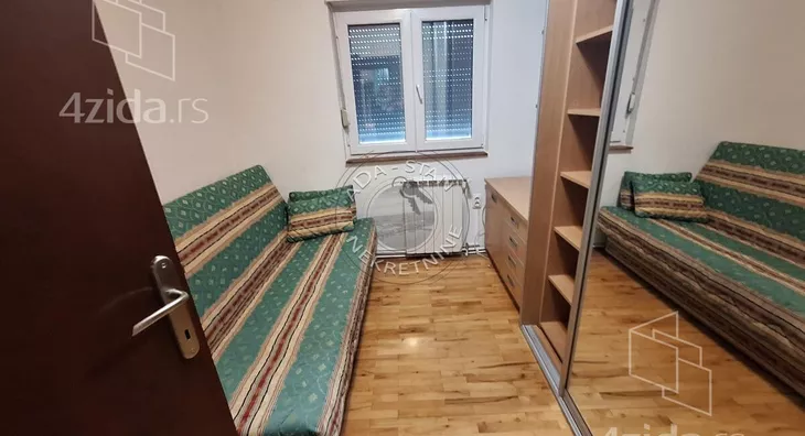 Petosoban stan | 4zida