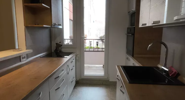 Četvoroiposoban stan | 4zida