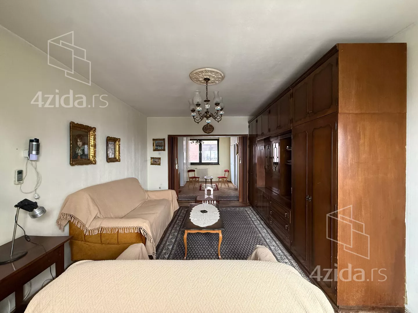 Troiposoban stan | 4zida