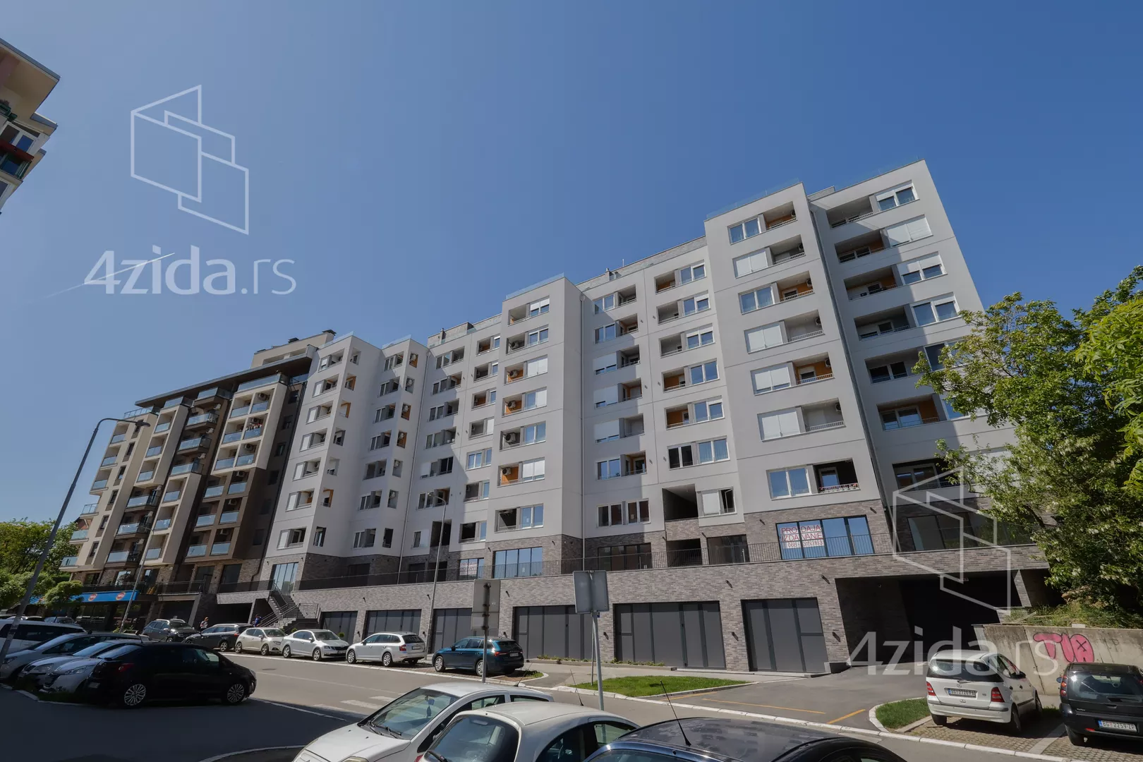 Četvorosoban stan | 4zida