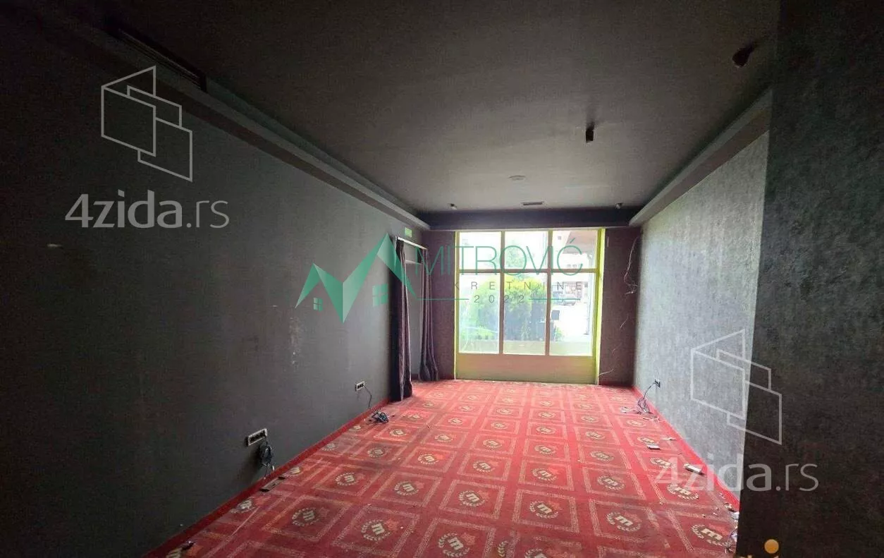 Poslovni prostor | 4zida