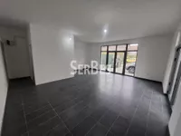 Poslovna zgrada | 4zida