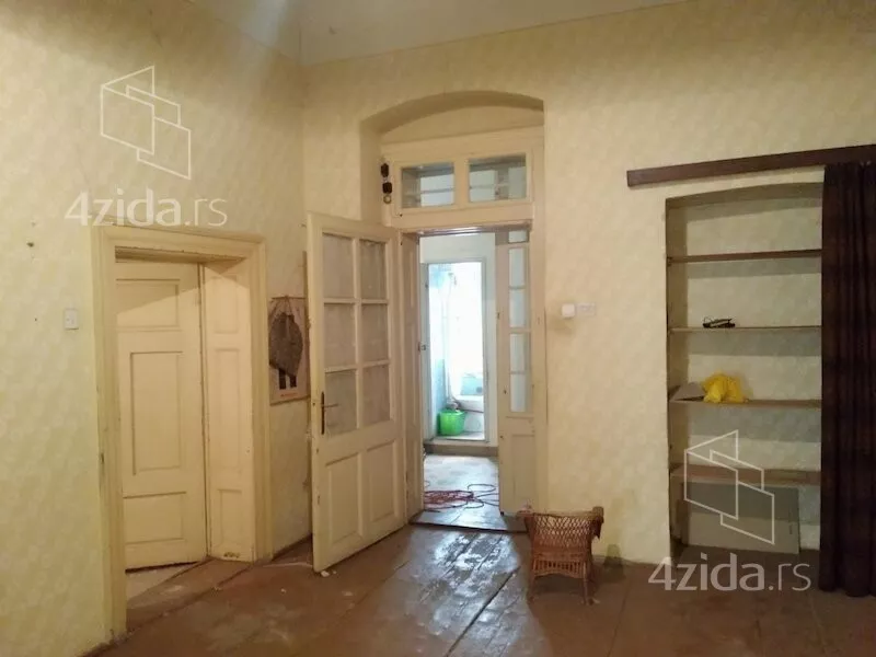 Četvoroiposoban stan | 4zida