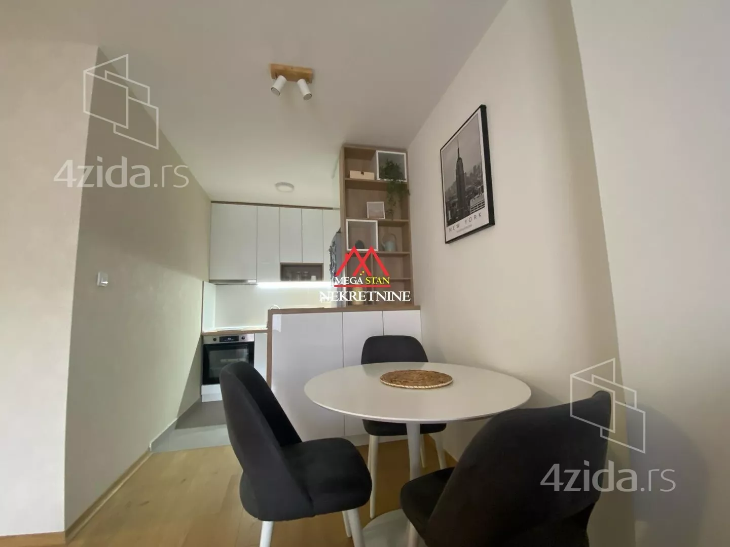 Jednoiposoban stan | 4zida